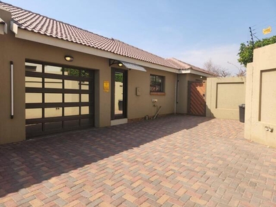 Townhouse For Sale In Secunda, Mpumalanga
