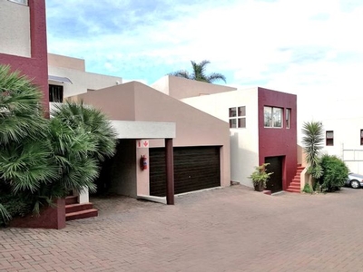 2 Bedroom Apartment To Let in Northcliff