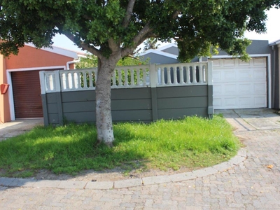 3 Bedroom House for Sale in Summer Greens