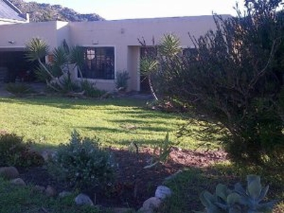 3x bedroom spacious home with lovely garden walk to beach & shops simons town ct - Cape Town