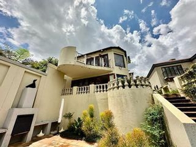 4 Bedroom House To Let in Waterkloof