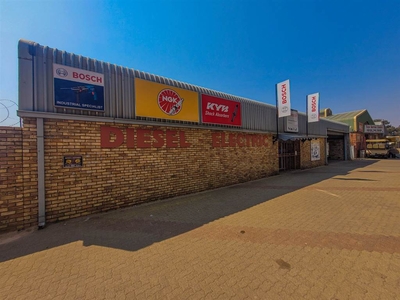 638 m² Office Space in Krugersdorp Central