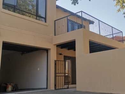 Apartment For Rent In Salfred, Sandton