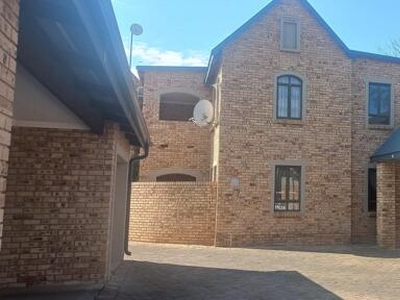 Apartment For Sale In Baillie Park, Potchefstroom