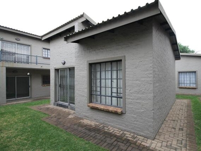 Apartment For Sale In Hoeveld Park, Witbank