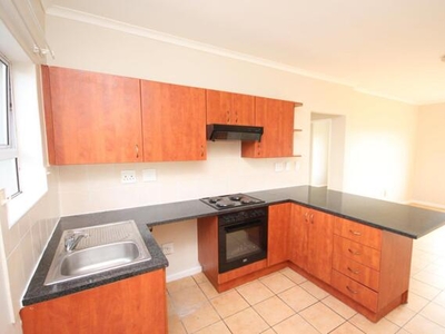 Apartment For Sale In Uitzicht, Durbanville