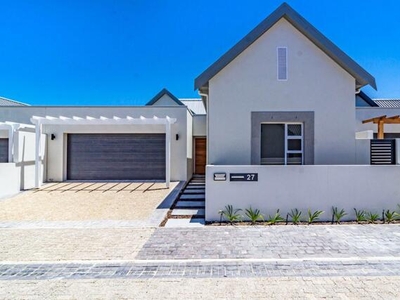 House For Rent In Sitari Country Estate, Somerset West