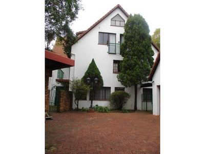 House For Rent In Waterkloof Park, Pretoria