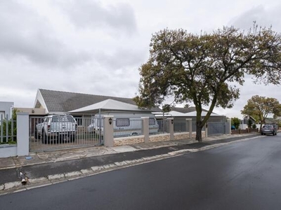 House For Sale In Parow North, Parow