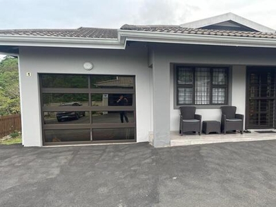 Townhouse For Sale In Escombe, Queensburgh