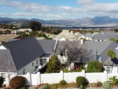 Townhouse For Sale In Monte Sereno, Somerset West