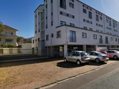 1 Bedroom apartment sold in Kenilworth, Cape Town
