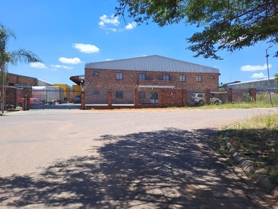 1,100m² Warehouse For Sale in Foundry Street, Silvertondale