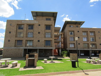 2 Bedroom apartment for sale in Roodeberg