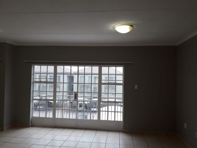 2 Bedroom Apartment in Brakpan North For Sale