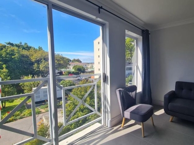 2 Bedroom duplex apartment sold in Rosebank, Cape Town