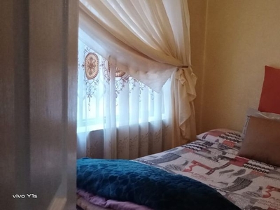 2 Bedroom House in Kwa Thema For Sale