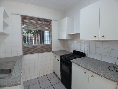 2 Bedroom Townhouse in Edenvale Central For Sale