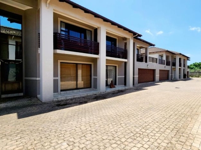 3 Bedroom duplex townhouse - sectional for sale in Mount Edgecombe