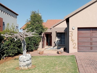 3 Bedroom house for sale in Meadows Security Estate, Pretoria