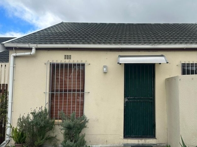 3 Bedroom house for sale in Ottery, Cape Town