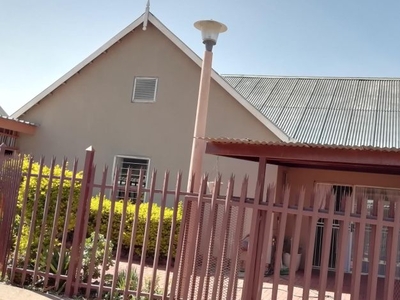 3 Bedroom house for sale in Reyno Ridge, Witbank