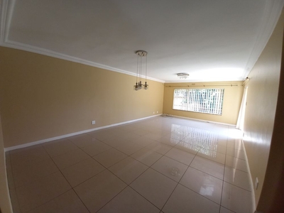 3 Bedroom Townhouse in Bruma For Sale