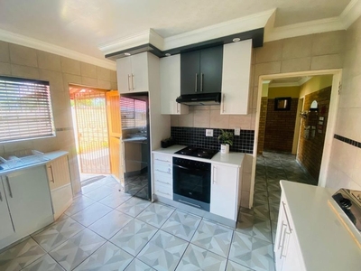 3 Bedroom Townhouse in Strubenvale For Sale
