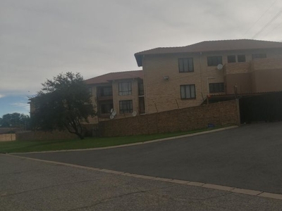 3 Bedroom townhouse - sectional for sale in Tulisa Park, Johannesburg