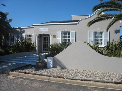 8 Bed, Bed and Breakfast in Lamberts Bay