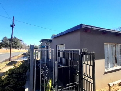 8 Bedroom house for sale in Krugersdorp West