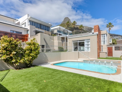 Freestanding For Sale in Fresnaye