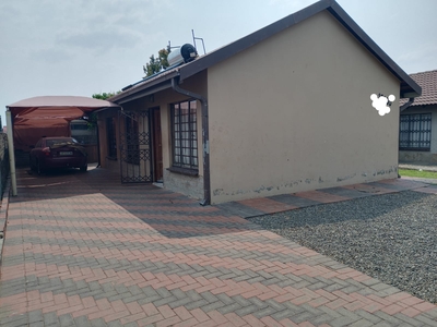 House For Sale in Boitekong
