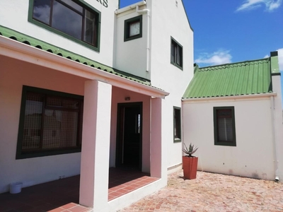 House For Sale in Gansbaai Central