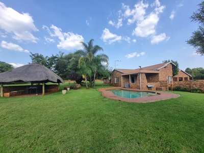 Small Holding For Sale in Raslouw