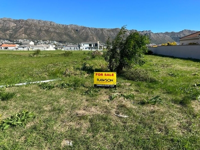 Vacant Land For Sale in Fairview Golf Estate