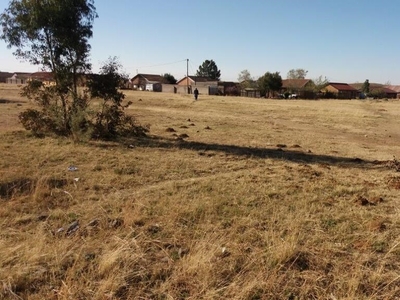 Vacant Land For Sale in Selosesha