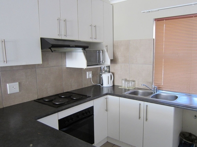 2 Bedroom Townhouse To Let in Humewood