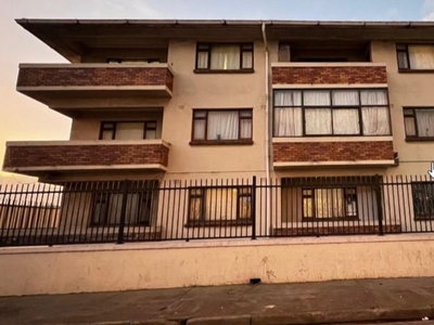 3 Bedroom Apartment / Flat For Sale In Parow Central