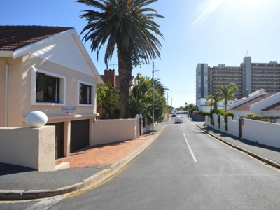 4 Bedroom house sold in Strand North