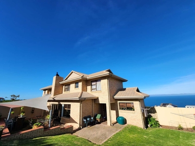 4 Bed House for Sale Village On Sea Mossel Bay