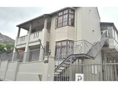 1 Bed Apartment in Sea Point - Cape Town