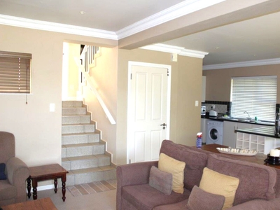 2 bedroom house for sale in Clarens