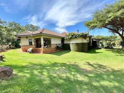 4 bedroom house for sale in Mooikloof Equestrian Estate