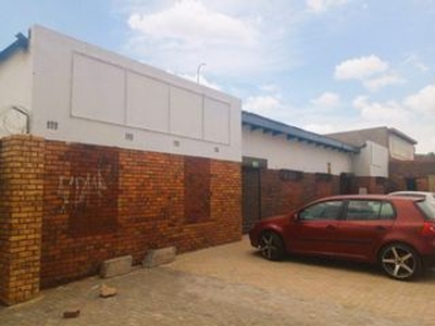 0 Bed Commercial For Rent Diepkloof Zone 3 Soweto