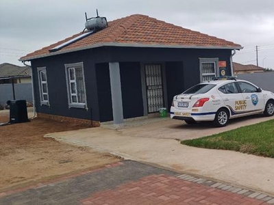 2 Bed House For Rent Azaadville Krugersdorp
