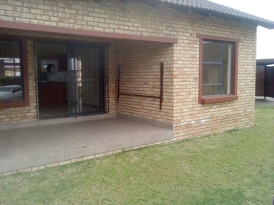 2 Bed Townhouse/Cluster For Rent Riversdale Meyerton