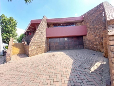 3 Bed House For Rent Laudium Centurion
