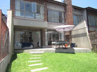 3 Bed Townhouse/Cluster For Rent Glenhazel Johannesburg