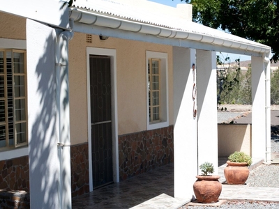 3 Bedroom House For Sale in Merweville